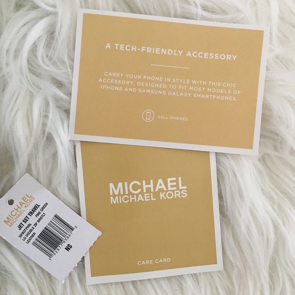 Last 1✨Michael Kors double zipper wallet/wristlet - Picture 6 of 8